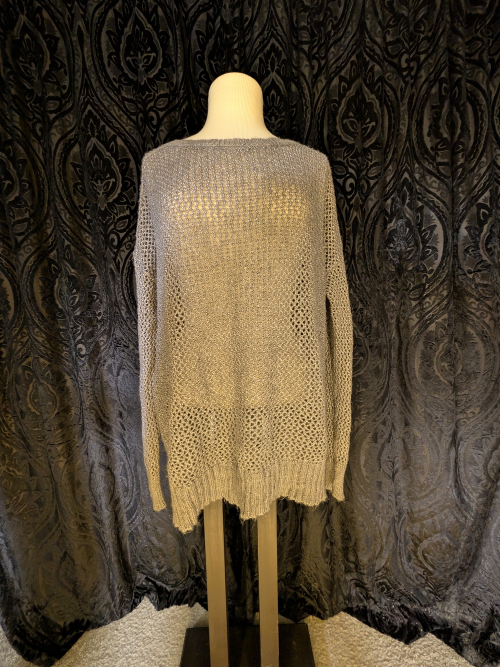 Jennifer Lopez Open-Knit Gray Crewneck Sweater